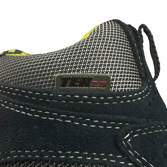 LL Bean Women's‎ TEK 2.5 Boots 258269 Primaloft Blue Hiking Waterproof Sz 7 Med - Picture 2 of 15